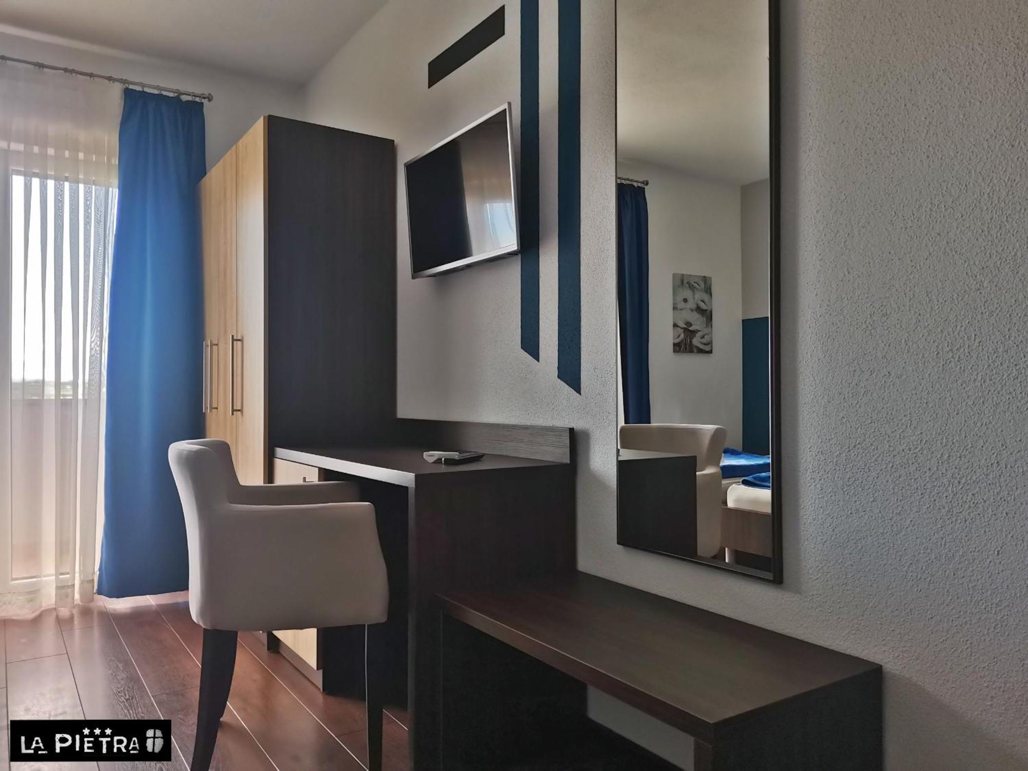 La Pietra Family Hotel Medjugorje Quarto foto